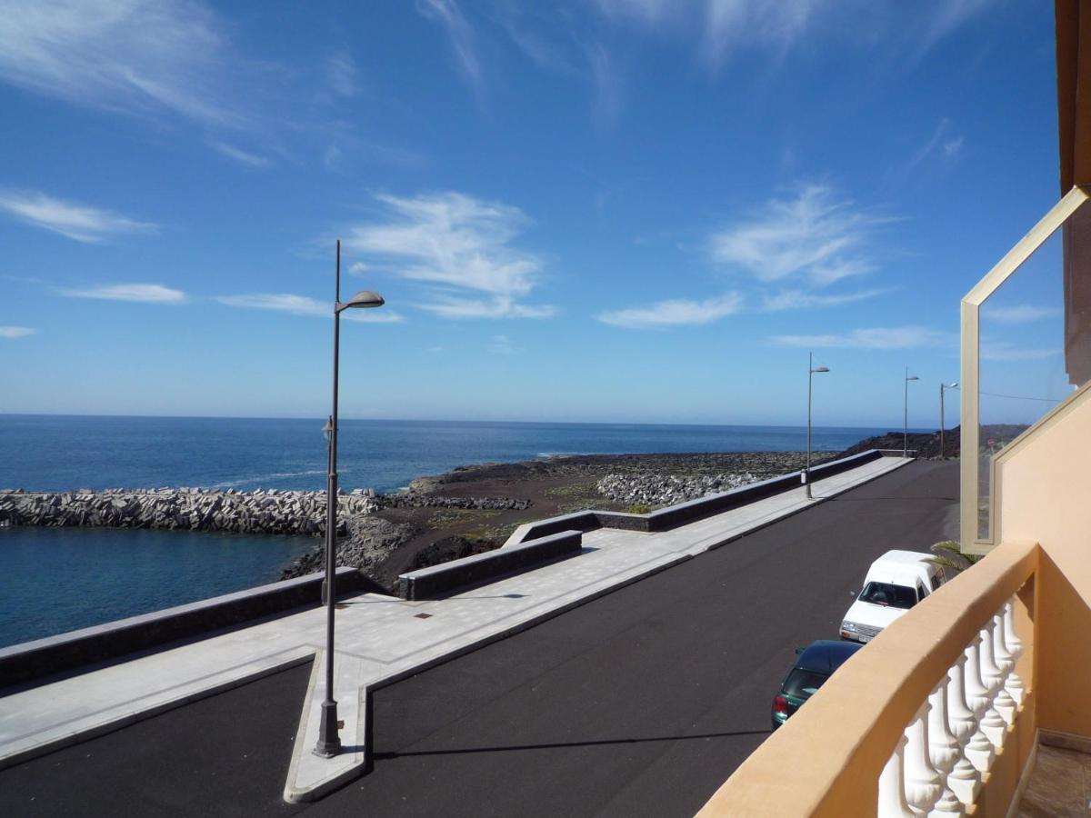 VV 122 con Balcón en primera línea de mar La Restinga Exterior foto
